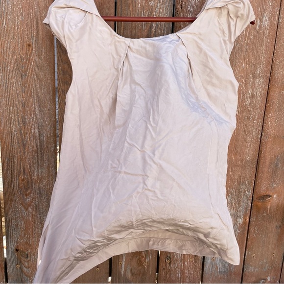 MARTIN & OSA Women’s Cream Gray Silk Crinkle Round Neck Cap Sleeve Blouse Small - Picture 10 of 11
